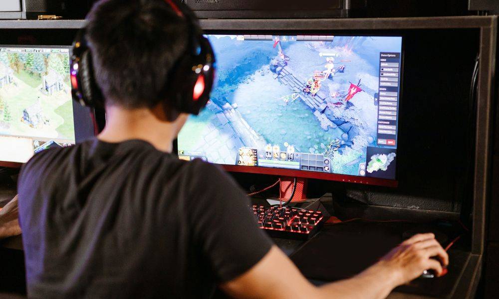 online video gaming benefits for young players